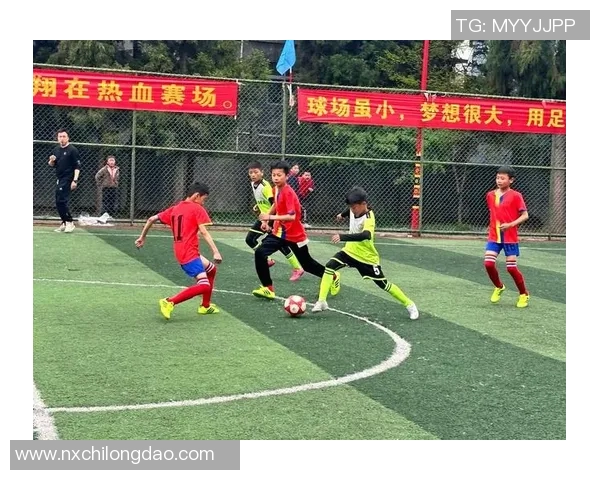 聚焦绿茵英雄双足展现足球巨星力量与激情瞬间