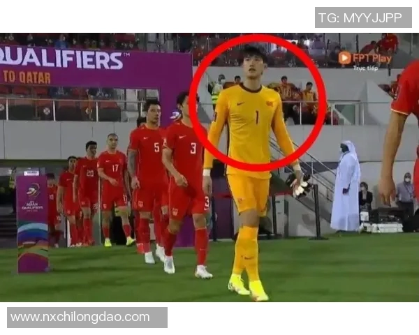 足球明星变身滴滴司机与球迷亲密互动，展现别样风采